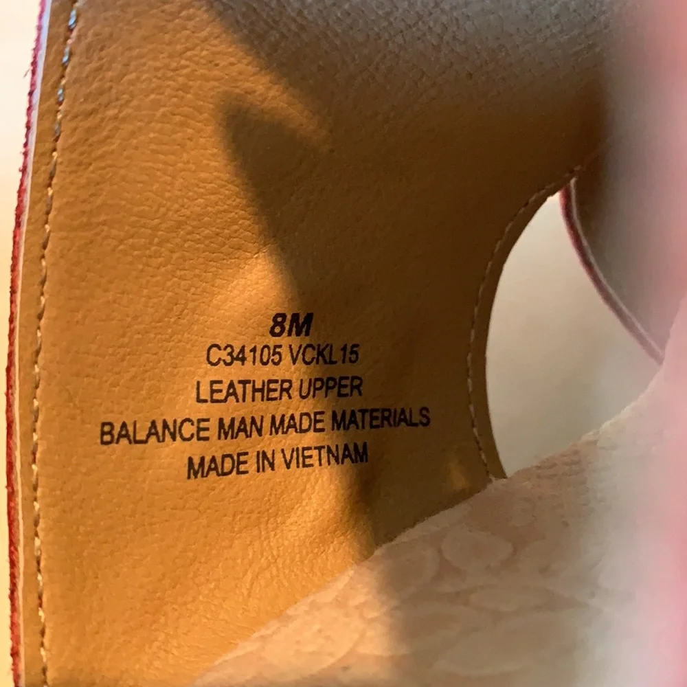 b.o.c. Wedge Sandals, size 8M - Picture 7 of 15